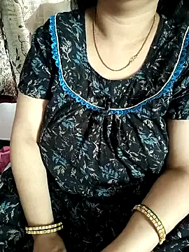 cuteyqueen online show from February 20, 2026, 6:48 am