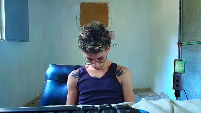 mateodeamjo online show from February 13, 2026, 2:13 pm