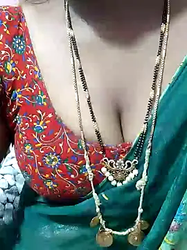 Snapshot of louise92 chatting on January 5, 2025, 3:55 pm louise92 online show from January 5, 2025, 3:55 pm