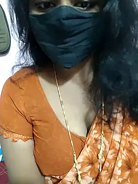 Snapshot of louise92 chatting on February 20, 2025, 6:39 am louise92 online show from February 20, 2025, 6:39 am