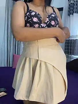 Snapshot of Angel_Zaara chatting on February 10, 2025, 3:35 am Angel Zaara online show from February 10, 2025, 3:35 am