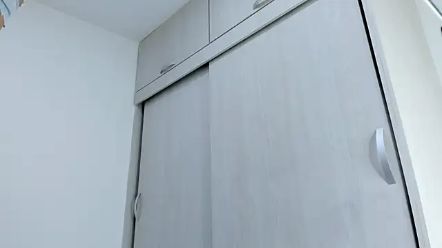 Amelia Debora Antonella online show from January 11, 2026, 1:27 pm