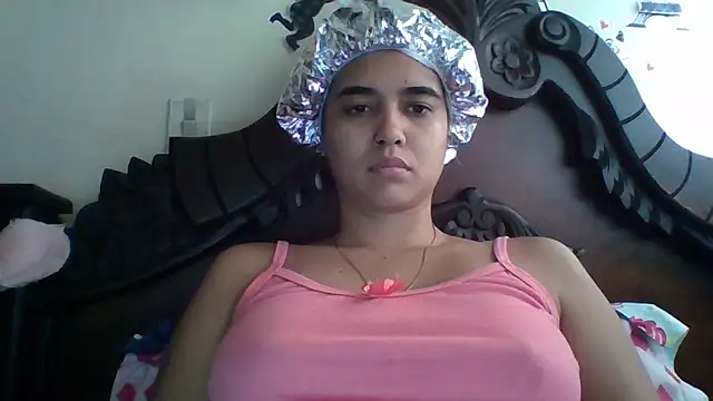 trianabell online show from October 30, 2025, 3:24 pm