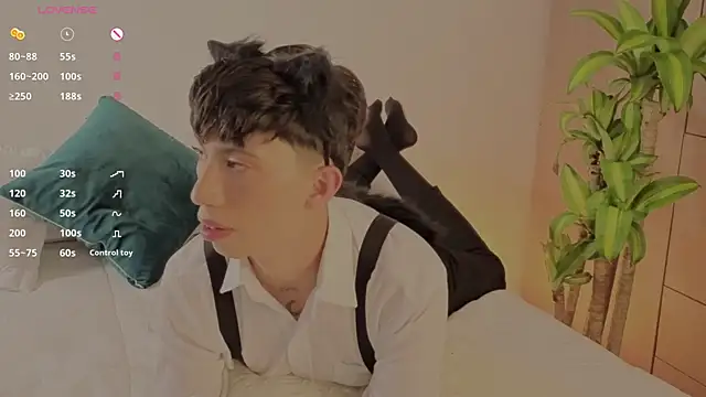 Snapshot of FabianPriince chatting on October 31, 2025, 7:26 pm FabianPriince online show from October 31, 2025, 7:26 pm