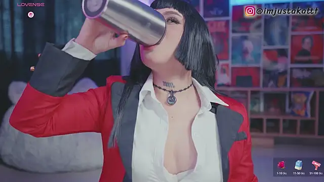 sensualkattt online show from March 22, 2026, 3:04 pm