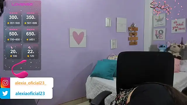 Alexia Sweet x online show from November 9, 2025, 6:01 am