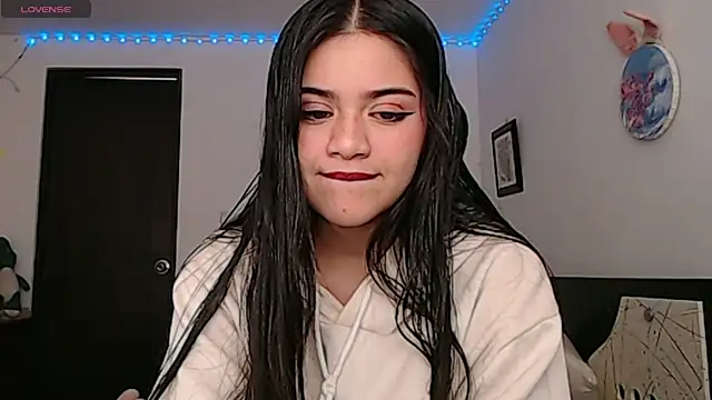Snapshot of angelbeat_ chatting on February 9, 2025, 2:06 am angelbeat online show from February 9, 2025, 2:06 am