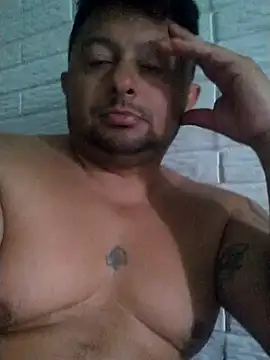 Chatlitos4879 online show from March 31, 2026, 11:32 am