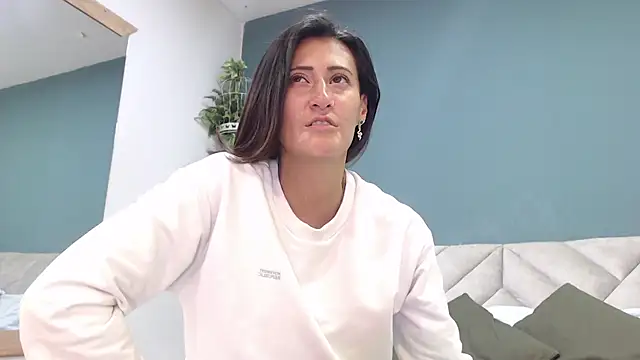 SharisWillian online show from October 8, 2025, 3:48 am