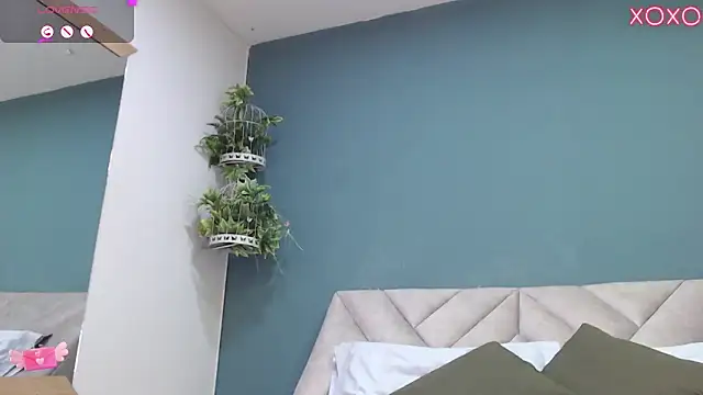 SharisWillian online show from October 10, 2025, 4:22 am