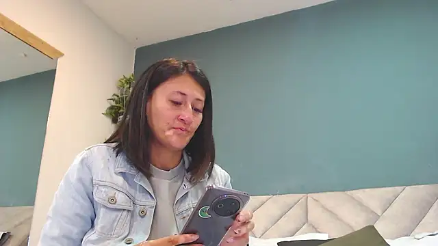 SharisWillian online show from February 11, 2026, 3:55 am