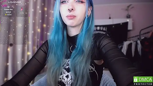 Snapshot of JustMeowGirl chatting on February 7, 2026, 4:38 am JustMeowGirl online show from February 7, 2026, 4:38 am