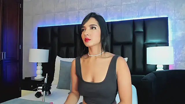 MiaSweeths online show from February 12, 2025, 12:01 pm