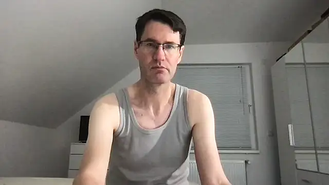 zxzx cam1 online show from December 5, 2025, 6:26 pm