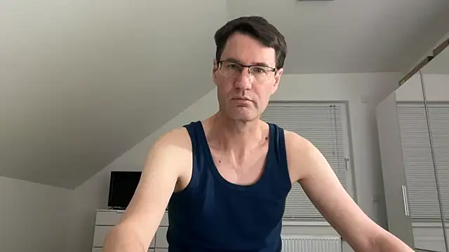 zxzx cam1 online show from March 6, 2026, 4:25 pm