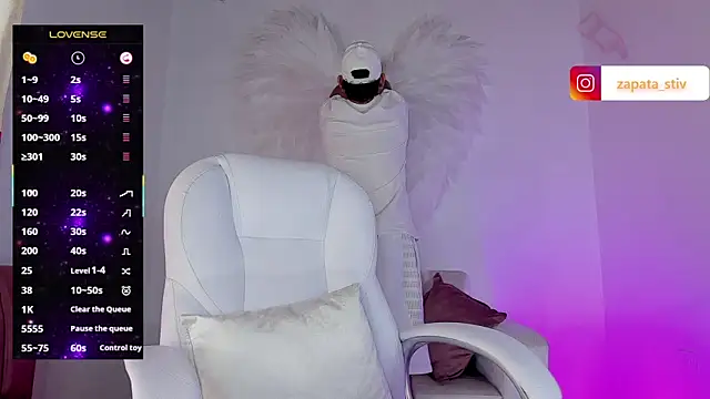 Snapshot of estiben_05 chatting on March 2, 2025, 5:58 pm estiben 05 online show from March 2, 2025, 5:58 pm