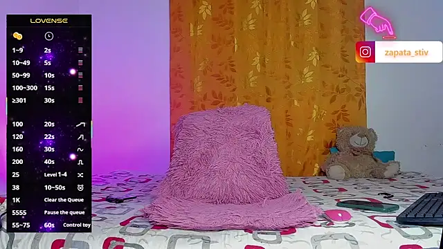 Snapshot of estiben_05 chatting on March 4, 2025, 5:45 pm estiben 05 online show from March 4, 2025, 5:45 pm