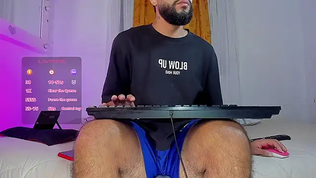 Snapshot of estiben_05 chatting on February 19, 2026, 2:46 pm estiben 05 online show from February 19, 2026, 2:46 pm