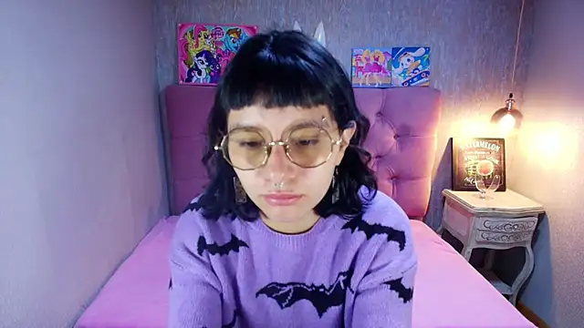 Snapshot of charlottemoonxz chatting on July 15, 2026, 6:02 pm charlottemoonxz online show from July 15, 2026, 6:02 pm