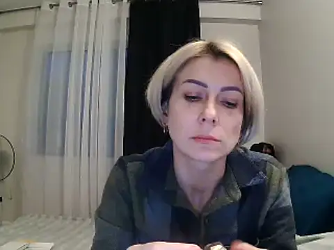 anechka1 online show from December 30, 2024, 9:50 pm