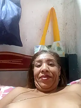 Snapshot of Surreyaa chatting on December 2, 2025, 6:41 am Surreyaa online show from December 2, 2025, 6:41 am