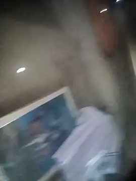 Snapshot of Surreyaa chatting on February 3, 2026, 6:24 pm Surreyaa online show from February 3, 2026, 6:24 pm