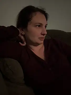 MilfyMrsRobinson online show from March 8, 2025, 2:01 am