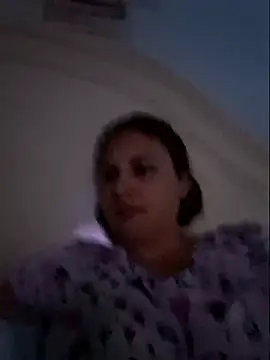 MilfyMrsRobinson online show from January 11, 2026, 1:05 pm