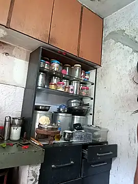 Love Jenny online show from November 7, 2025, 4:12 am