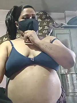 Snapshot of Love_Jenny chatting on March 21, 2026, 12:21 pm Love Jenny online show from March 21, 2026, 12:21 pm