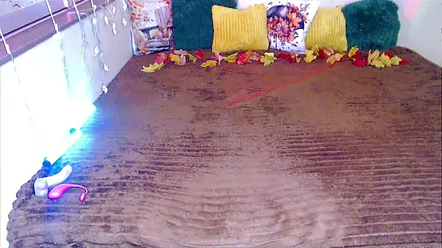 LizaSenri online show from November 27, 2025, 11:34 am