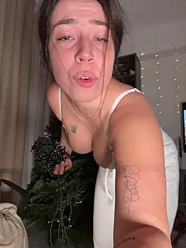 KimArts online show from December 13, 2025, 7:53 pm