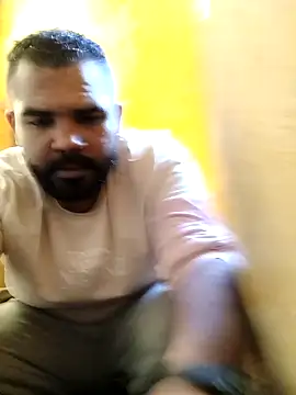 Snapshot of ListedLoin chatting on January 4, 2025, 1:42 pm ListedLoin online show from January 4, 2025, 1:42 pm