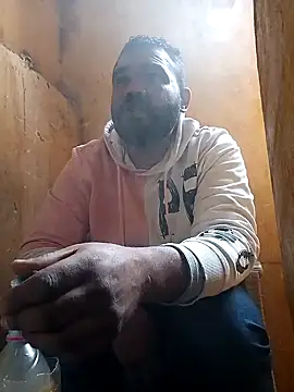 Snapshot of ListedLoin chatting on January 22, 2025, 9:02 am ListedLoin online show from January 22, 2025, 9:02 am