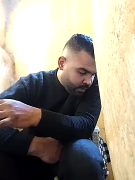 Snapshot of ListedLoin chatting on January 23, 2025, 1:56 pm ListedLoin online show from January 23, 2025, 1:56 pm