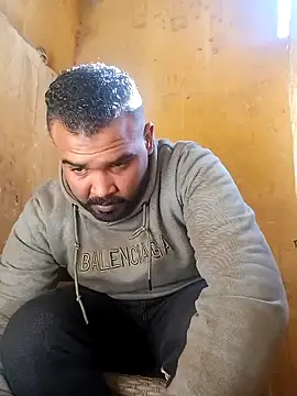 Snapshot of ListedLoin chatting on January 24, 2025, 10:53 am ListedLoin online show from January 24, 2025, 10:53 am