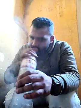 Snapshot of ListedLoin chatting on January 26, 2025, 2:30 pm ListedLoin online show from January 26, 2025, 2:30 pm