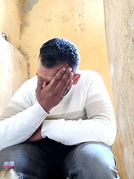 Snapshot of ListedLoin chatting on February 15, 2025, 8:54 am ListedLoin online show from February 15, 2025, 8:54 am