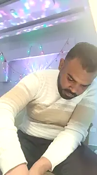 Snapshot of ListedLoin chatting on March 8, 2025, 9:39 am ListedLoin online show from March 8, 2025, 9:39 am