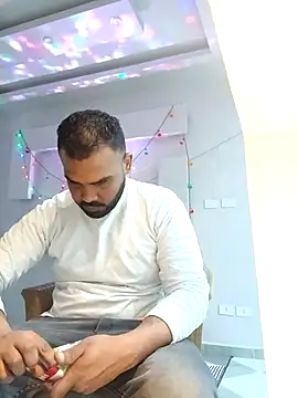 Snapshot of ListedLoin chatting on March 9, 2025, 10:30 am ListedLoin online show from March 9, 2025, 10:30 am