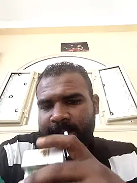 Snapshot of ListedLoin chatting on October 19, 2025, 7:20 am ListedLoin online show from October 19, 2025, 7:20 am