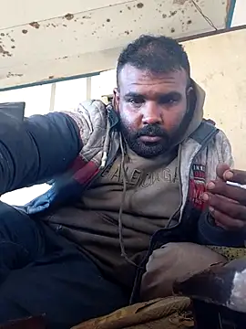 ListedLoin online show from February 5, 2026, 7:46 am