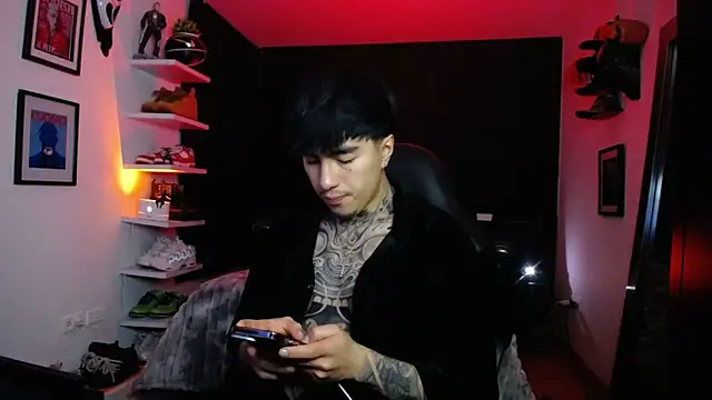 jung dragon online show from November 25, 2025, 6:57 am