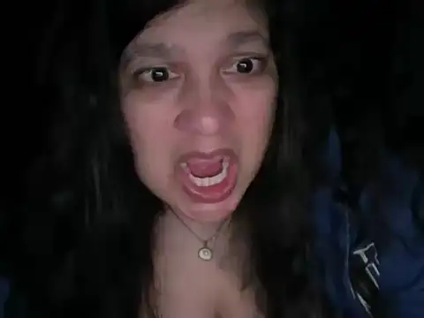 MelanieFawker online show from November 17, 2025, 9:59 am