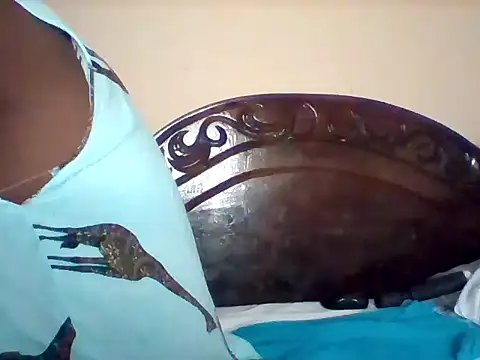 Snapshot of missarpie chatting on September 17, 2025, 12:34 am missarpie online show from September 17, 2025, 12:34 am