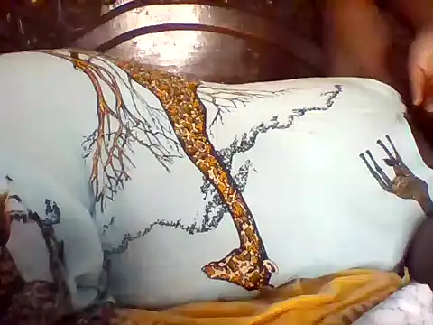 Snapshot of missarpie chatting on September 28, 2025, 12:21 pm missarpie online show from September 28, 2025, 12:21 pm