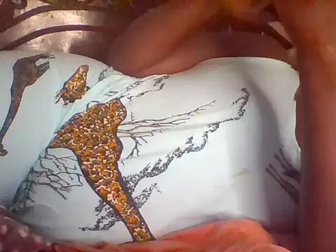 Snapshot of missarpie chatting on December 15, 2025, 9:52 pm missarpie online show from December 15, 2025, 9:52 pm