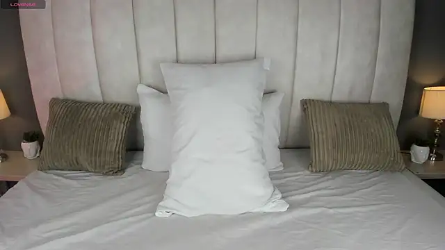 MelissaKarterrs online show from March 6, 2025, 11:58 am