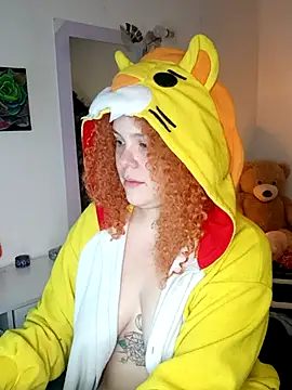 Snapshot of Alaska_colors7 chatting on April 1, 2026, 1:34 pm Alaska colors7 online show from April 1, 2026, 1:34 pm