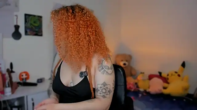 Snapshot of Alaska_colors7 chatting on April 6, 2026, 12:28 pm Alaska colors7 online show from April 6, 2026, 12:28 pm